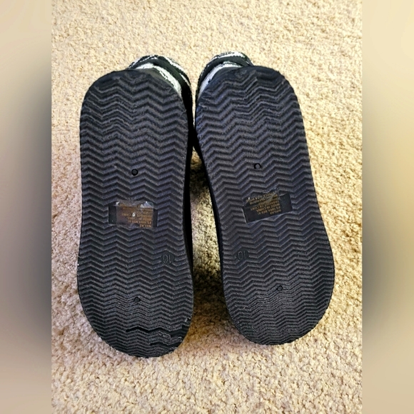 Boots - Picture 5 of 5